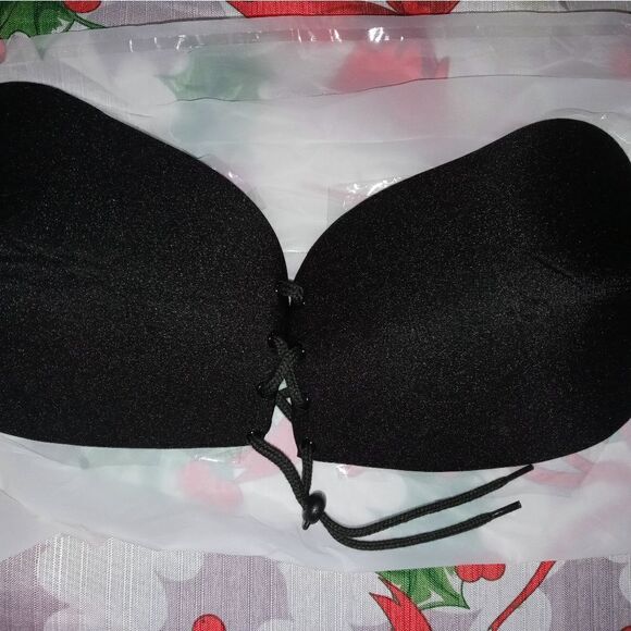Strapless Sticky bra - Picture 1 of 3